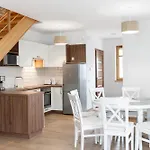Arkadia بيت للعطل Łukęcin