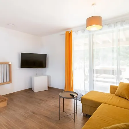 Arkadia 펜션 Łukęcin